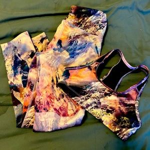 Old Navy two piece girls workout set!